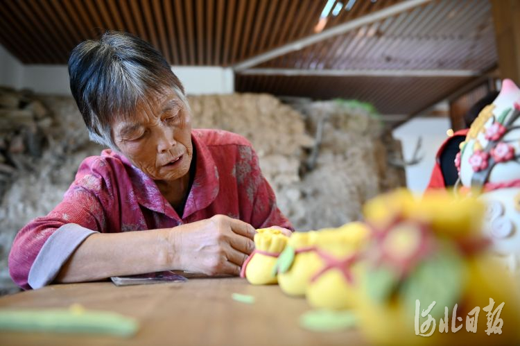 河北邯郸：花馍技艺助增收