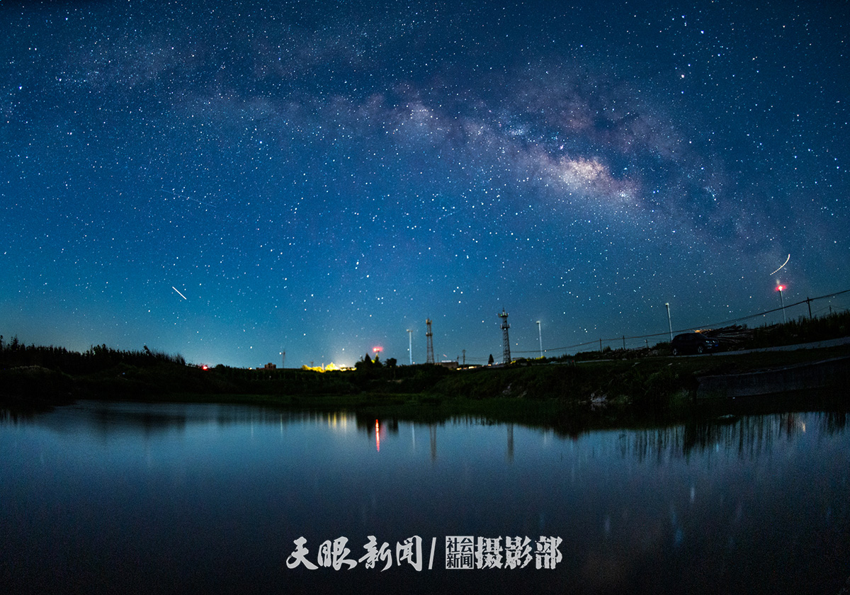 绿色贵州星空蓝