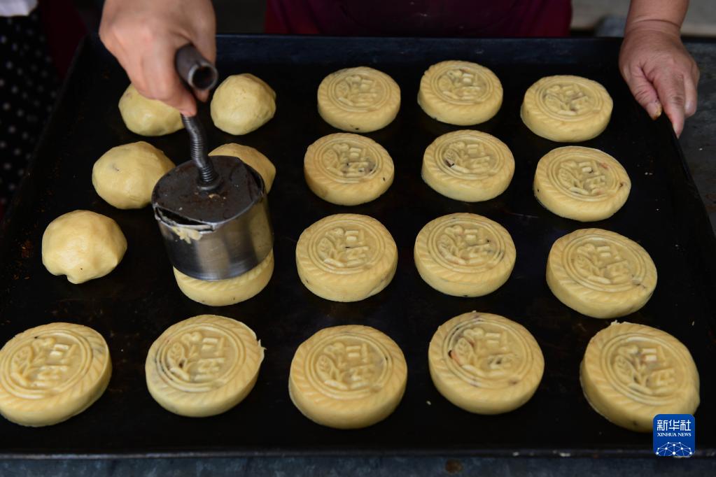 石家庄：月饼制作迎中秋_fororder_月饼4