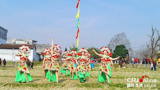 【已过审】【焦点图】【八桂大地、八桂大地-百色】【移动端】靖西：抛出广西民俗文化旅游的“绣球”