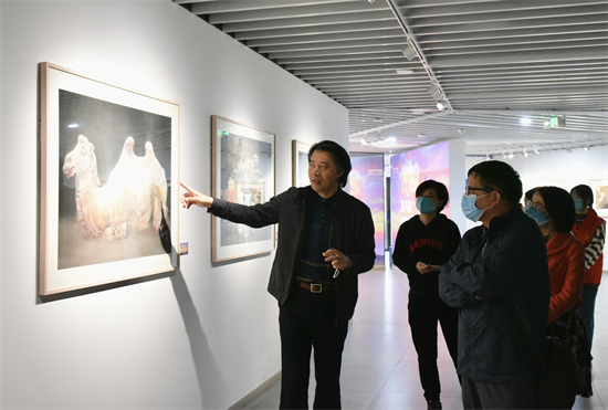 第八届“中国大学生粉画作品展”粉画沙龙在苏州举行_fororder_officeArt object