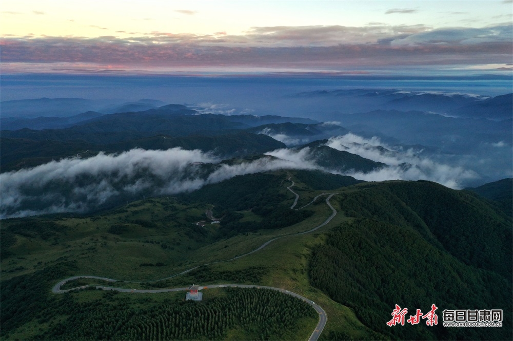 【平凉】平凉华亭关山莲花台景区出现壮美云海景观_fororder_7