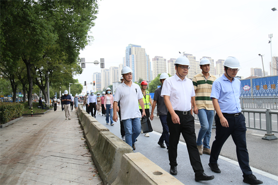 无锡市梁溪区人大黄巷街道工委关注辖区重点道桥建设_fororder_图片 2