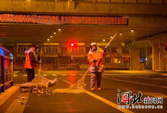 坚守！春节期间石家庄逾万名城管人员将在岗过年（组图）