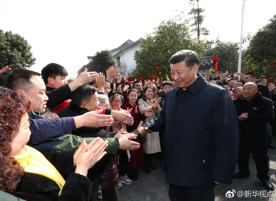 习近平在四川战旗村强调：城市与乡村要同步发展