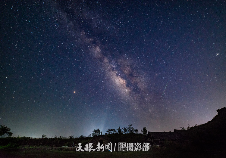 绿色贵州星空蓝