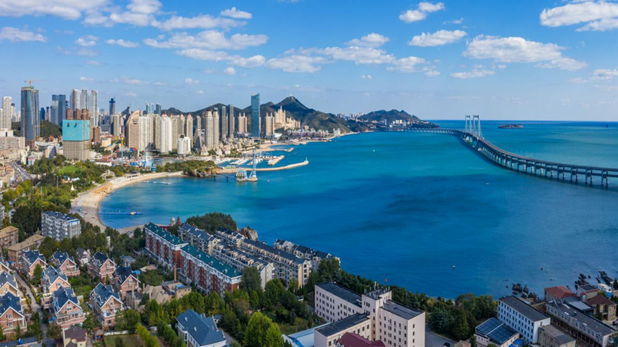 La décennie extraordinaire de Dalian : des collines verdoyantes, des rivières turquoises, une baie brillante sous le ciel bleu de Dalian_fororder_图片1_副本