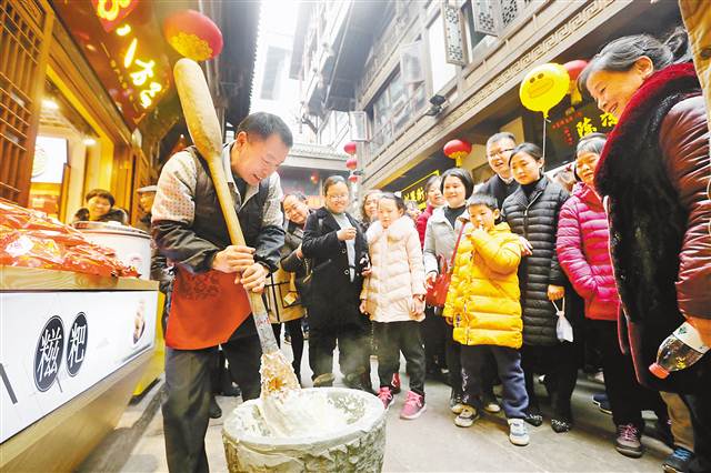 假日第五天 重庆都市旅游和古镇旅游人气旺