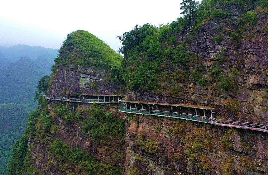 广西金秀：瑶寨“旅游饭”越吃越香