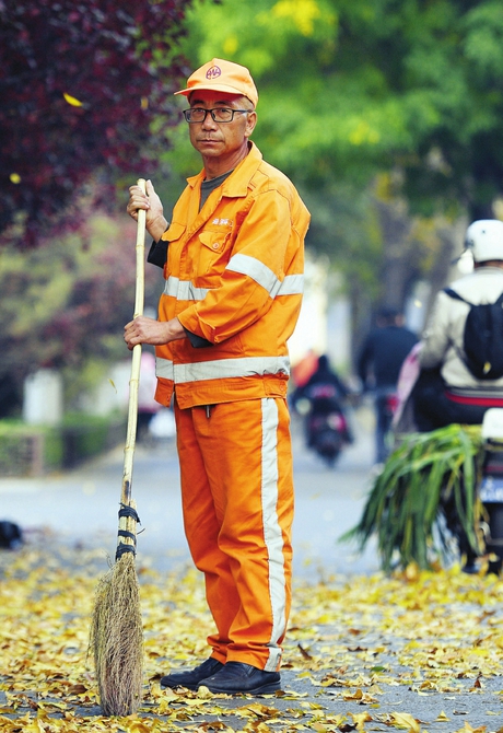 太原300名环卫工被授予“优秀城市美容师”称号