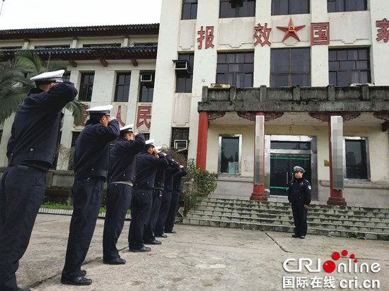 图片默认标题_fororder_石马河大队开展队列训练确保春季全警大培训活动落到实处1_副本