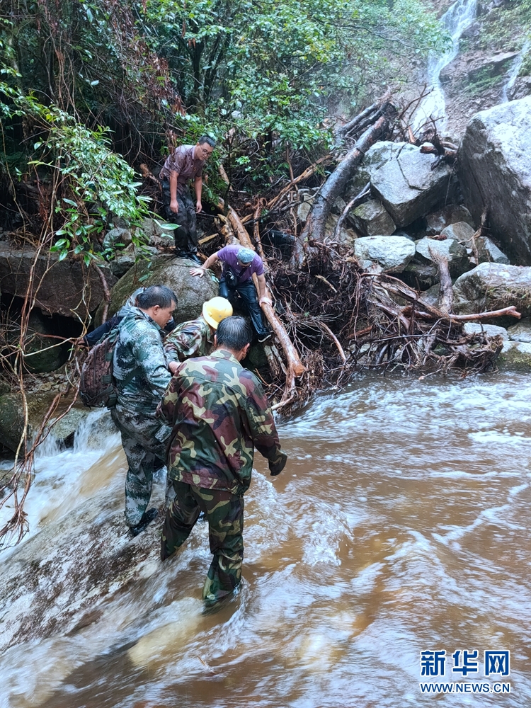 扎根“华南之巅”20年 守护漓江源的清澈