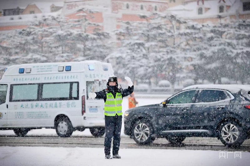 大连初雪，在冬天开始的这天