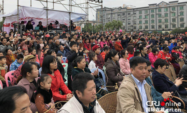 【八桂大地】（已过审）广西宾阳县举行宾阳炮龙节展演优秀非物质文化遗产