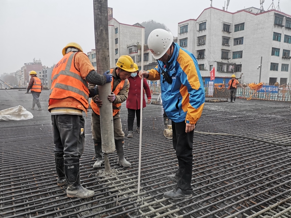 安六铁路六盘水站站前广场建设项目：工程建设跨步前进成果喜人_fororder_铁路2