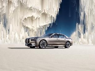 纯电动加持  BMW i7真正开启大型豪华车之电动时代_fororder_image003