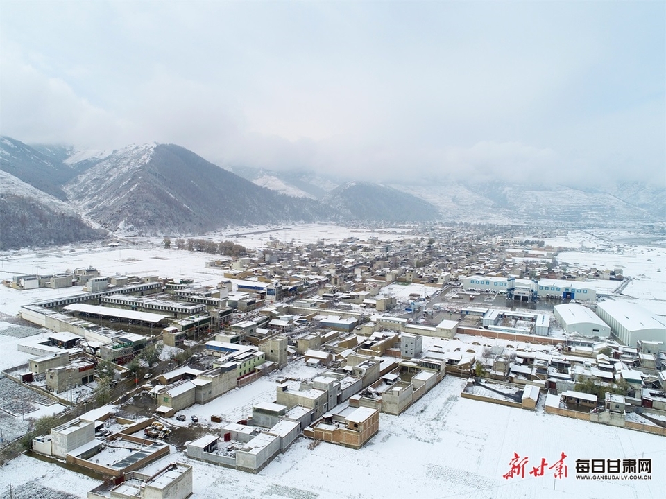 【轮播图】定西：雪后岷州处处是景_fororder_1