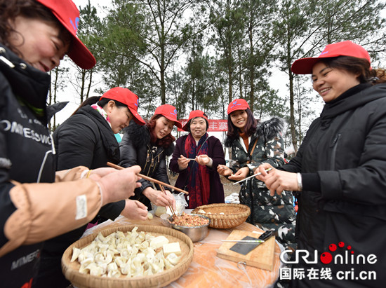 已过审【环保视点专题　农耕文化　图文摘要】初九登高祈福 开州区正月初九登高旅游文化节开幕【区县联动】【开州】【区县联动　列表】开州区正月初九登高旅游文化节开幕