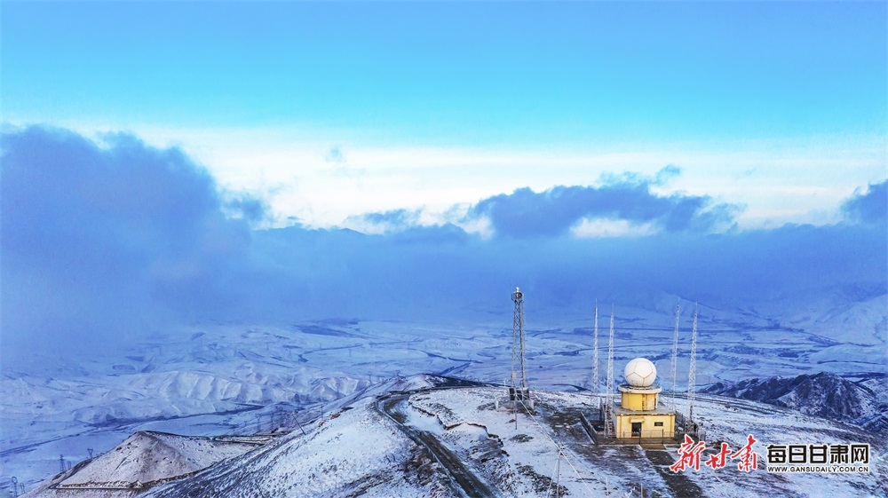 【轮播图】雪山云海相辉映 武威天祝雪景分外美_fororder_1