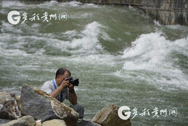 （大生态）贵州各地“民间河长”:保护环境就是保护生命