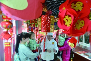 腾群租房建博物馆 崇外街道地下空间办元宵灯会