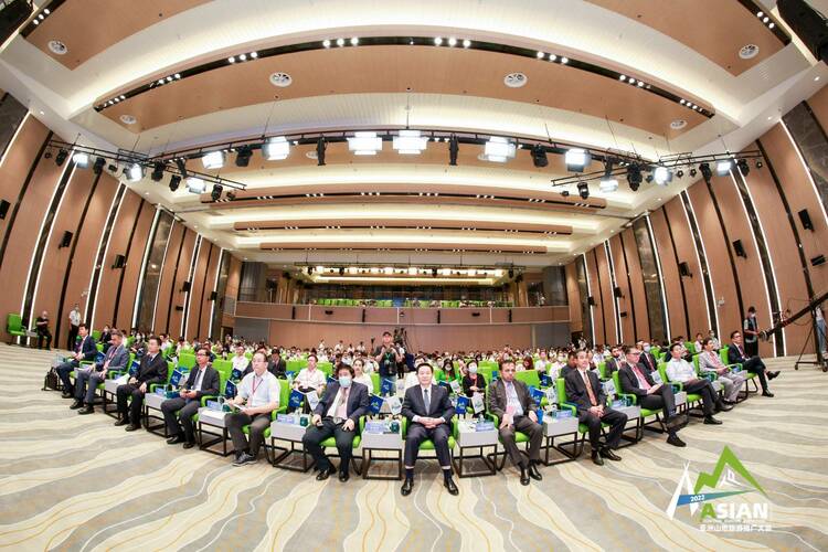 回眸来路成果丰 展望未来谋新篇 ——国际山地旅游联盟第二届会员大会即将举行