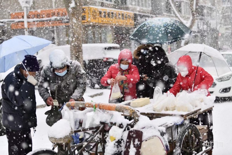 大连初雪，在冬天开始的这天