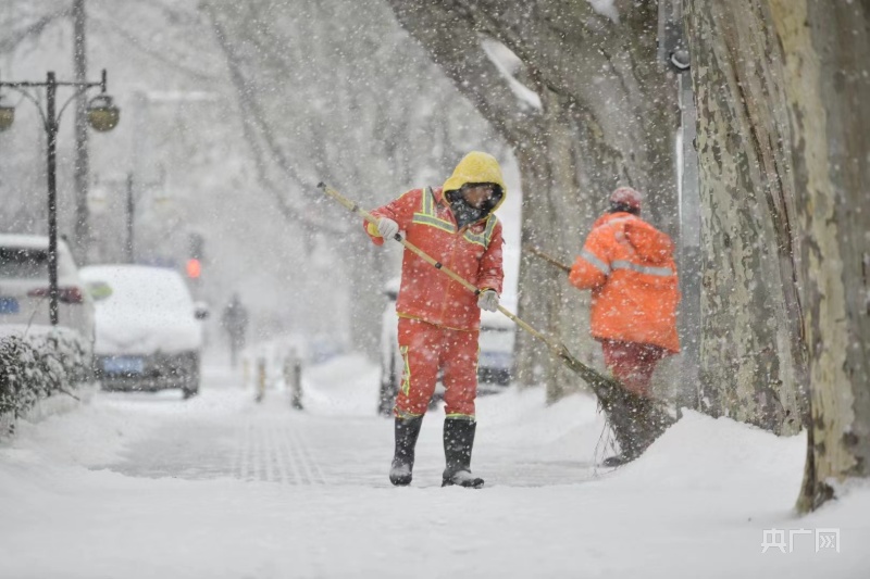 大连初雪，在冬天开始的这天