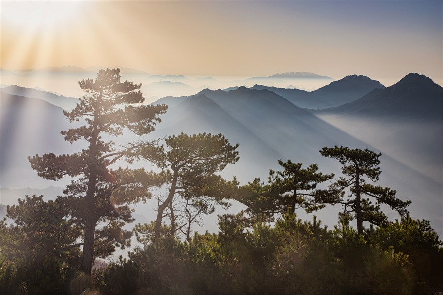 【原创】信阳市商城县：冬日黄柏山 秀美如画卷_fororder_天光云影  余敦梅 摄