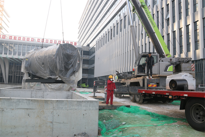 西安国际陆港医院项目大型设备安装工作拉开序幕_fororder_微信图片_202212311132002