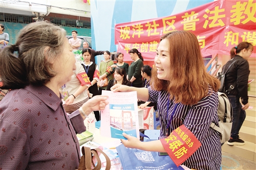 【焦点图】【八桂大地-南宁】（首页标题）南宁市各县区开展学雷锋活动（内容页标题）让志愿服务蔚然成风 南宁市各县区开展学雷锋活动