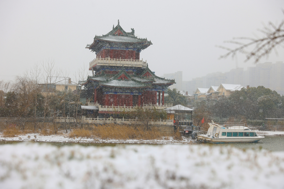 雪落古城开封