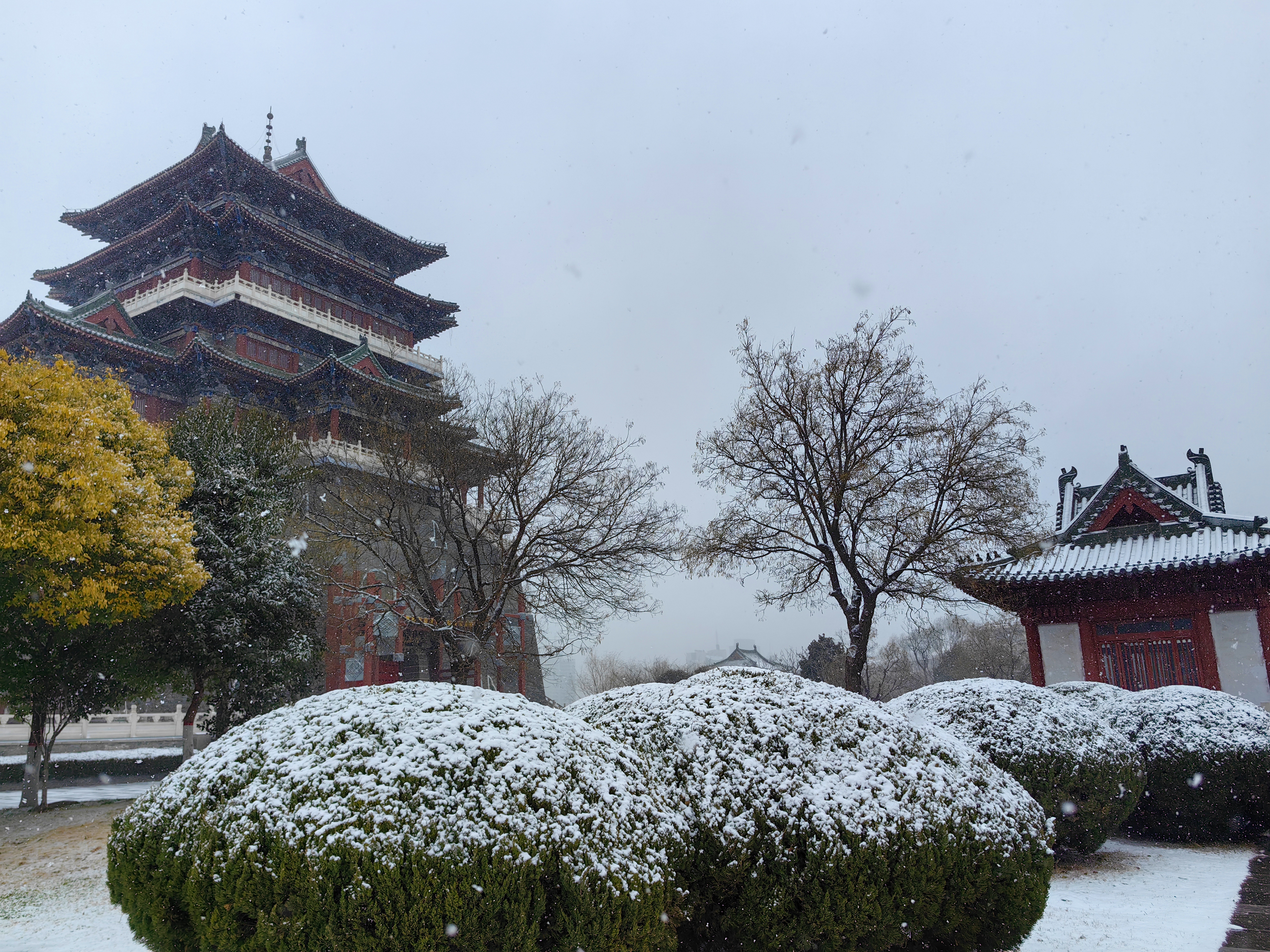 雪落古城开封