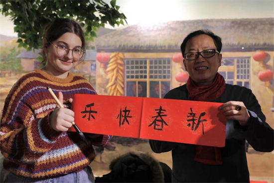 Foreign Friends Enjoy Spring Festival Activities in Shenyang_fororder_图片4