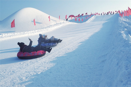 打卡盛京都市冰雪旅游线路 逛吃沈阳名街巷名小吃_fororder_图片4