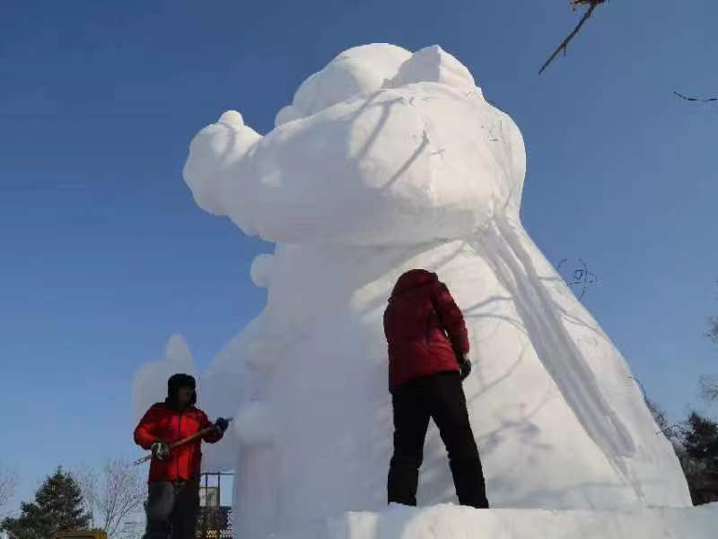 加拿大魁北克狂欢节大使亮相太阳岛雪博会_fororder_微信图片_20230129141234