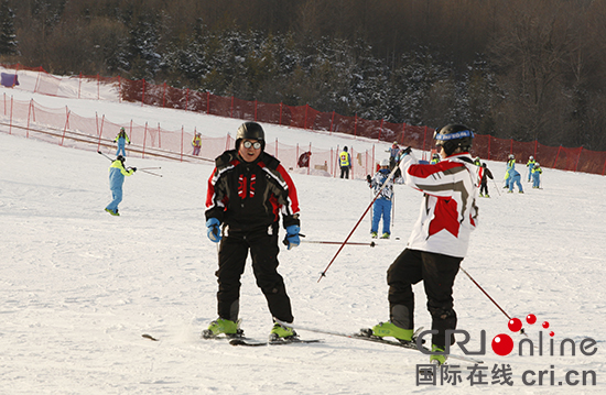 【CRI看吉林（标题）】【关东黑土（白山）】【白山松水（标题+摘要）】【移动版（列表）】白山打造旅游节庆品牌 助推产业发展