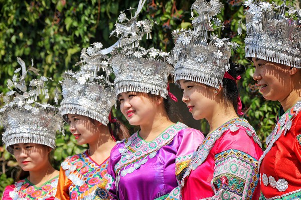 老家河南媒体南阳采风行走进七十二潭景区