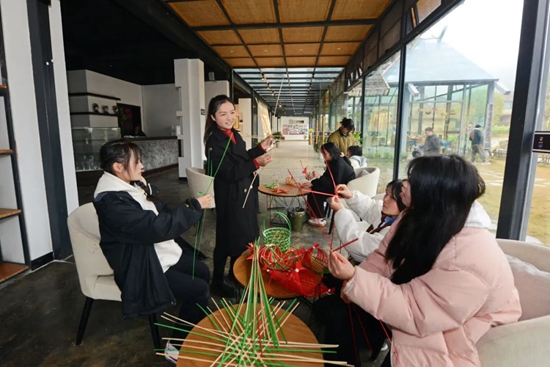 （供稿）贵州荔波瑶山古寨：重点推动研学旅行 为旅游发展注入新动力_fororder_微信图片_20230228153542