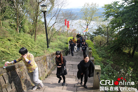 【区县联动】【合川】合川消防组织开展三八节踏春登山活动