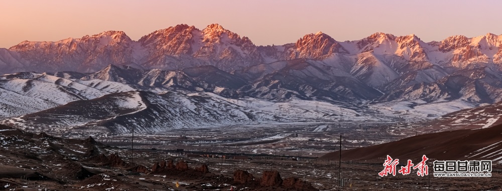 【轮播】武威天祝：雪山冰峰相拥 山峦草原宁静_fororder_1