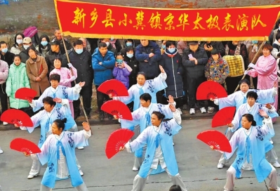 河南各地：民俗体育搭台 全民健身迎春