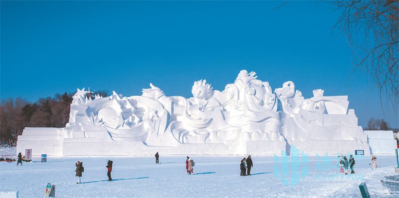 哈尔滨三大冰雪景区、全城冰灯闪耀同庆“冰雪60年”