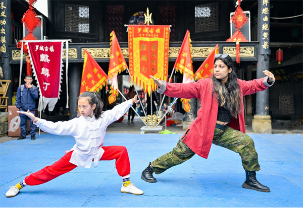 "Hello Qianwei, Spring with You and Me"｜Silk Road Youth Travel to the Ancient Town to Feel the Charm of Intangible Cultural Heritage_fororder_图片 4