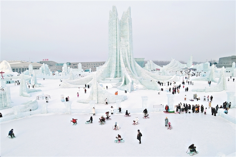 黑龙江冰雪游热度不减