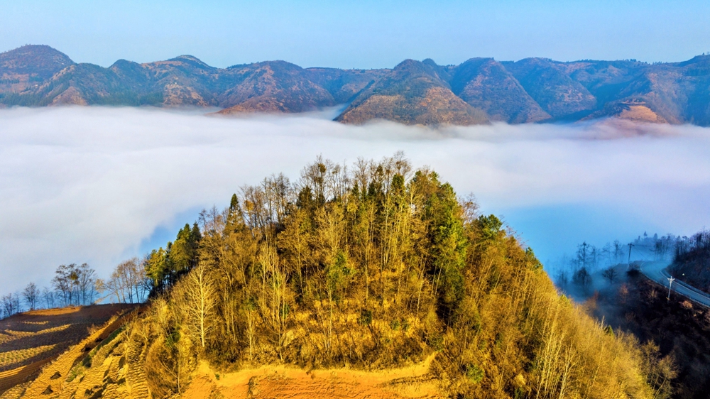 贵州钟山：云海翻涌 春景如画_fororder_0220_5