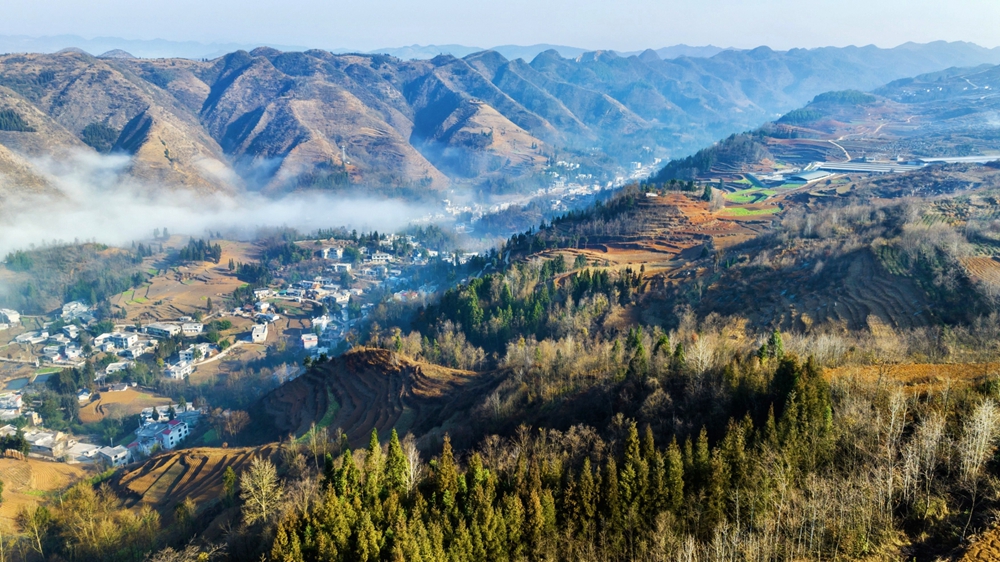 贵州钟山：云海翻涌 春景如画_fororder_0220_8