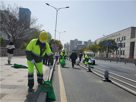 赛道干净可席地而坐 苏州狮山横塘保障赛事顺利举办又不忘城市形象宣传_fororder_27