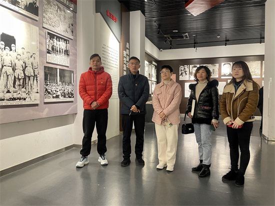 南京江北新区邹晓芹名书记工作室赴句容拓展“实境课堂”_fororder_图片 2