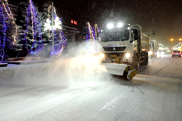 大兴安岭多地迎来春雪